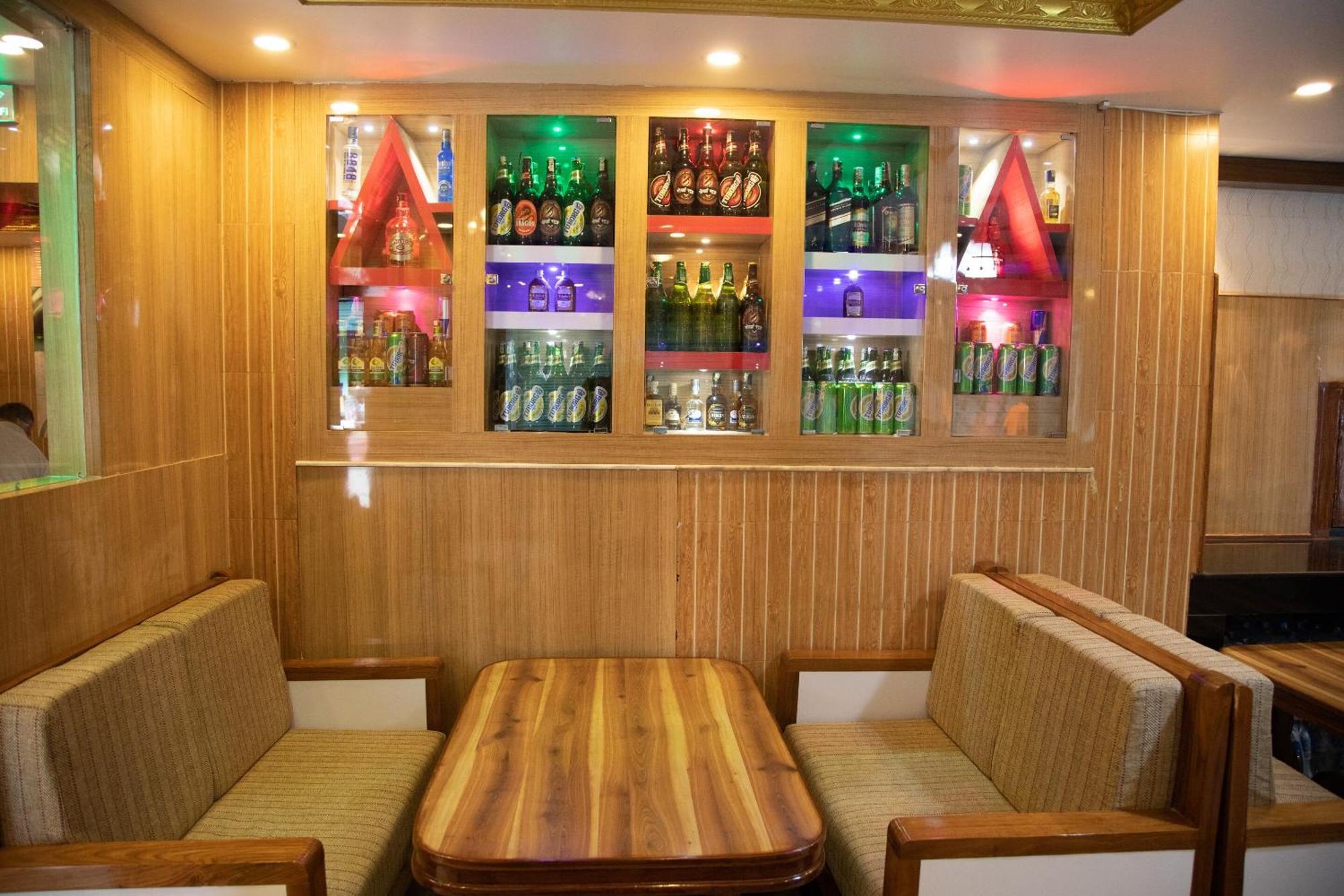 Oyo 304 Hotel Manama Balaju Ngoại thất bức ảnh